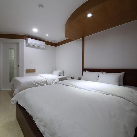 Abata Business Hotel Goyang Exterior foto
