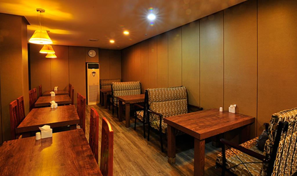 Abata Business Hotel Goyang Exterior foto